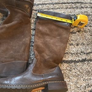 BORN brown flannel lined boots sz 7/38 🍀🍀🍀